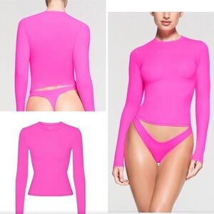 Skims Fits Everybody Long Sleeve T-shirt in neon Orchid NWT XS